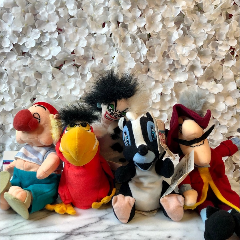 Vintage Bundle of 5 beloved Disney Characters